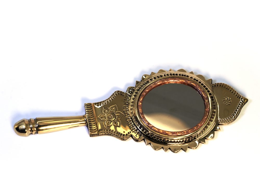 Aranmula Vaalkannadi-Oval
