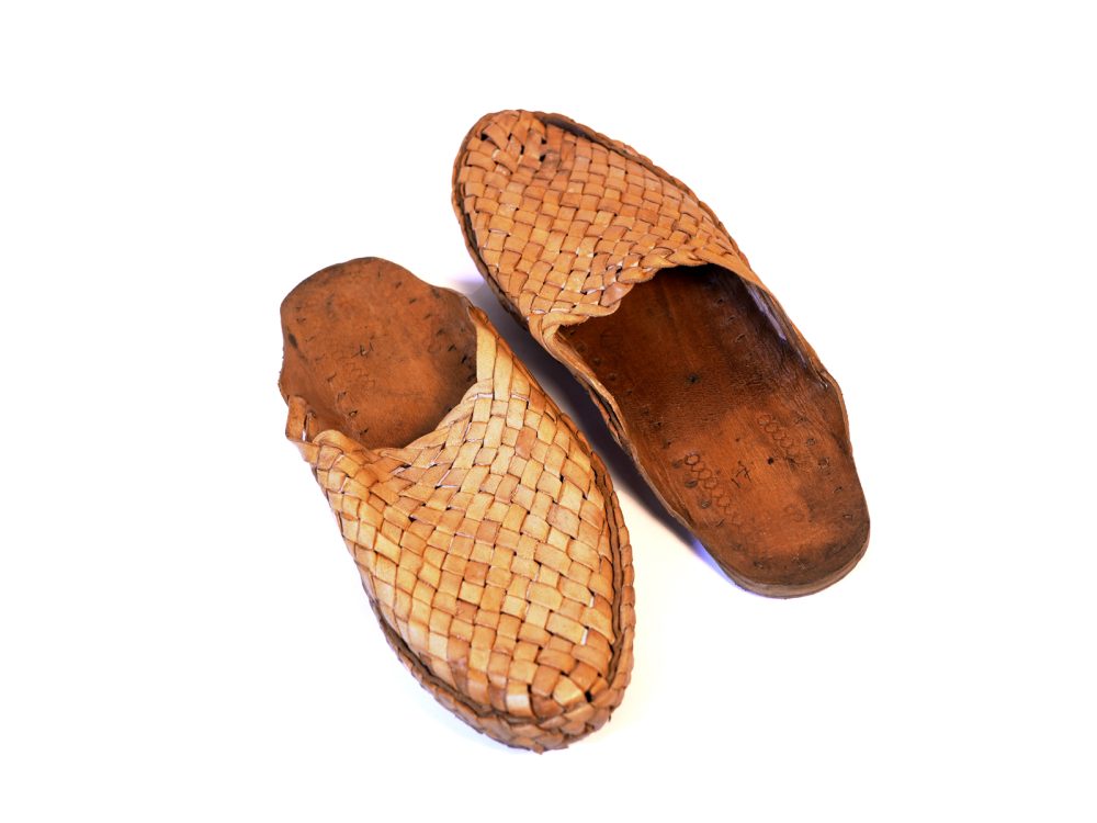 Interwoven Leather Kolhapuri Chappal