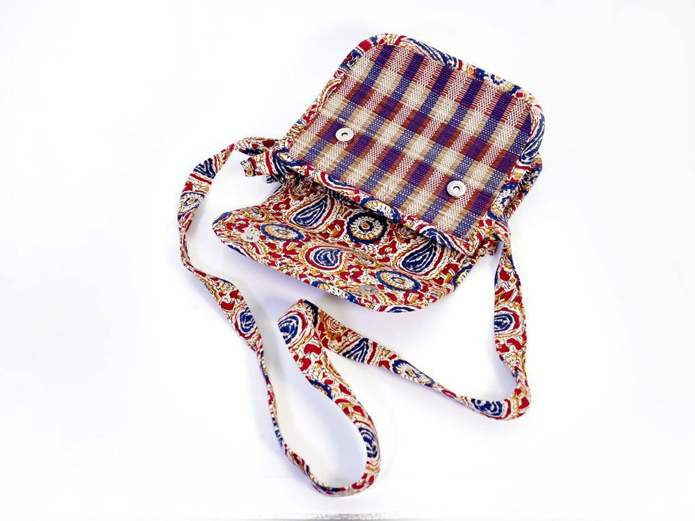 Madurkhathi-Curved-Sling-Bag-19 Madurkhathi Curved Sling Bag