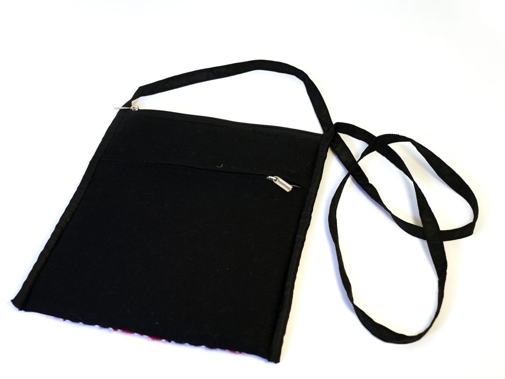 Toda Sling Bag